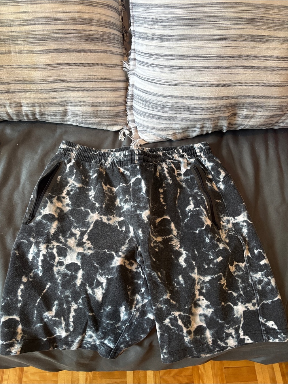 Old Navy Black and White Tie-Dye Active Shorts
